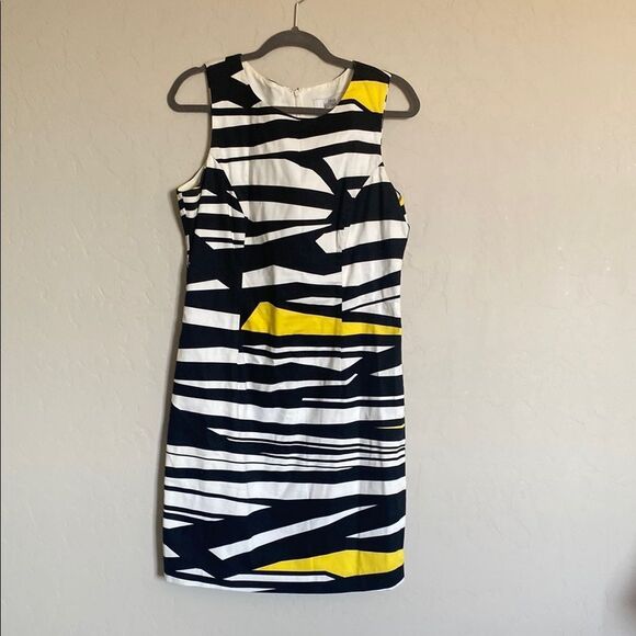 Stylish Black and Yellow Striped Dress - Picture 1 of 4
